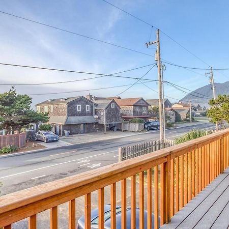 The Viking Villa Manzanita Exterior photo