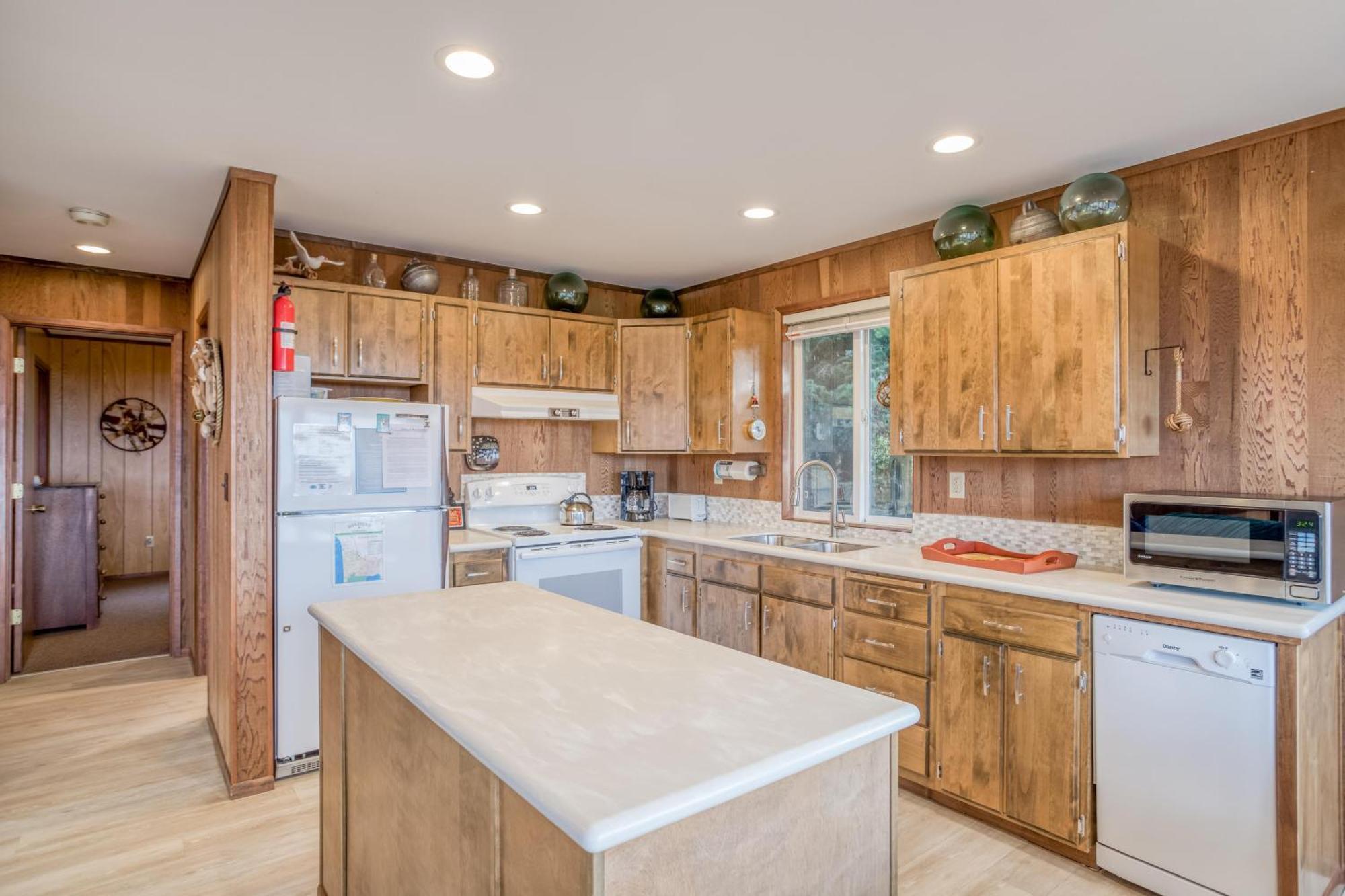 The Viking Villa Manzanita Exterior photo