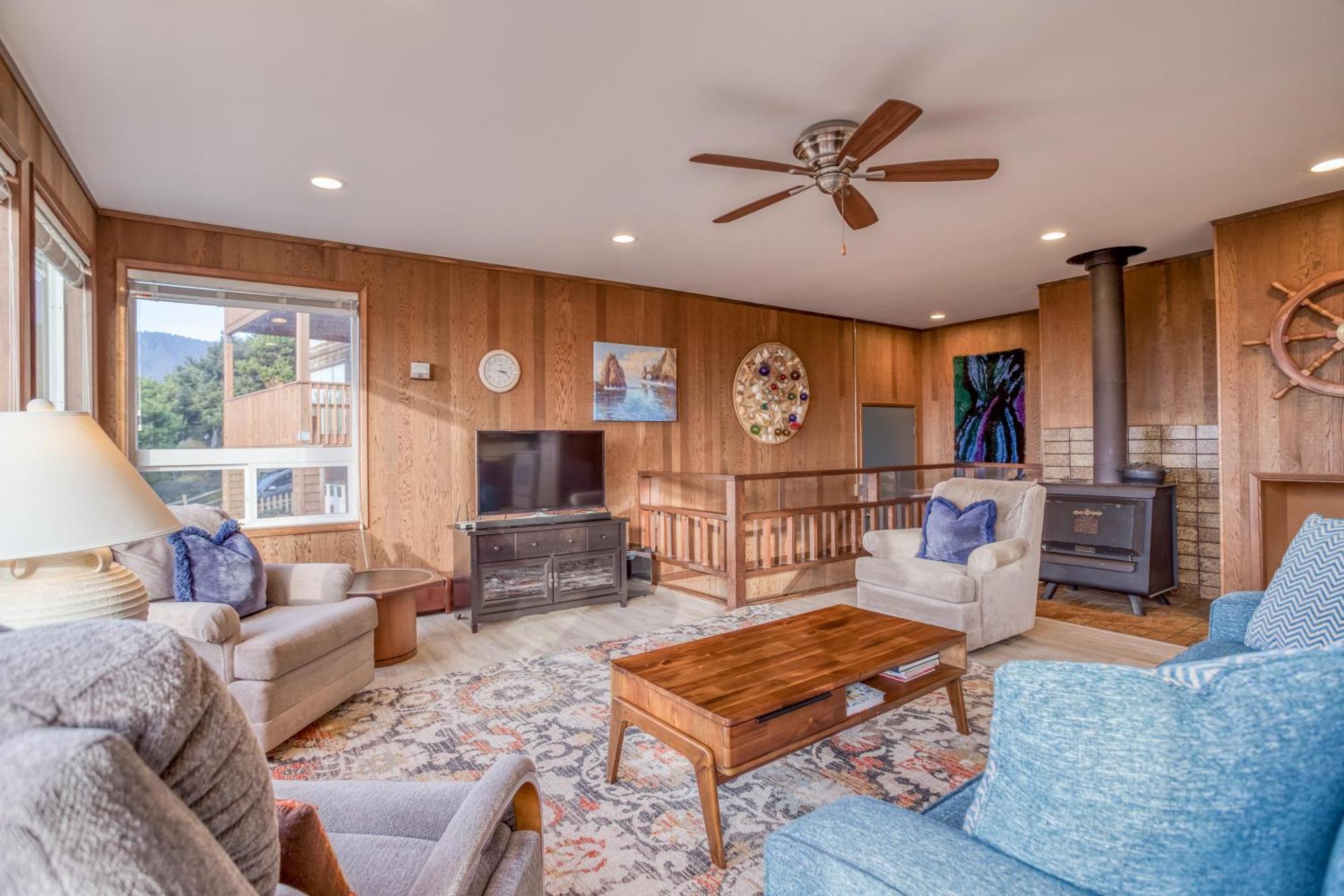 The Viking Villa Manzanita Exterior photo